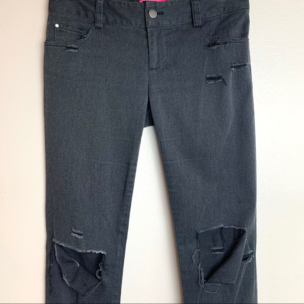 Alice + Olivia Gray Black Ripped Jeans Size 4